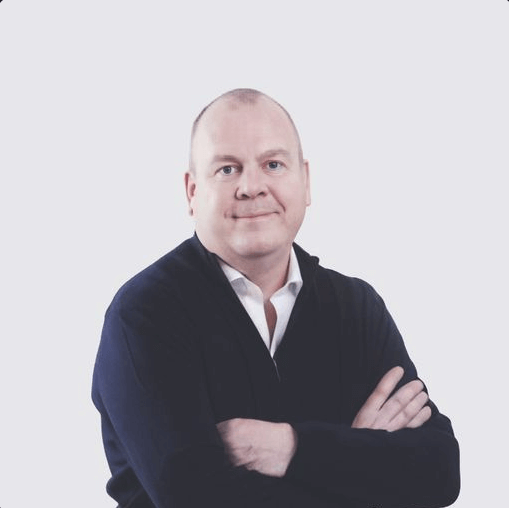 Headshot of James Morris